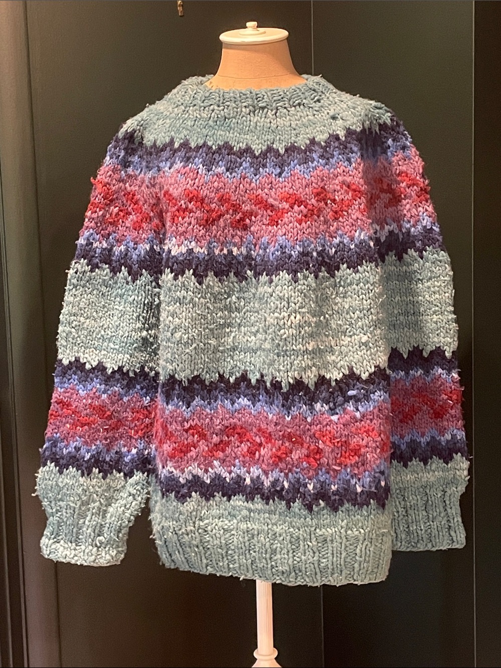 Vintage Ecuadorean Knit Fair Isle Sweater - 100% Heavy Wool XL